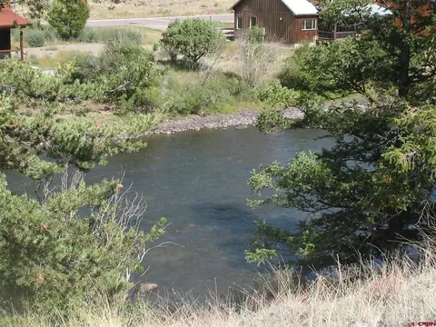 97 Doe Cir, South Fork, CO 81154
