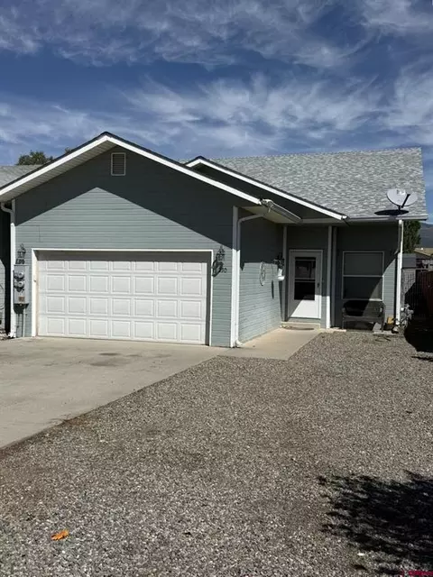 230 SE Greenwood Ave, Cedaredge, CO 81413