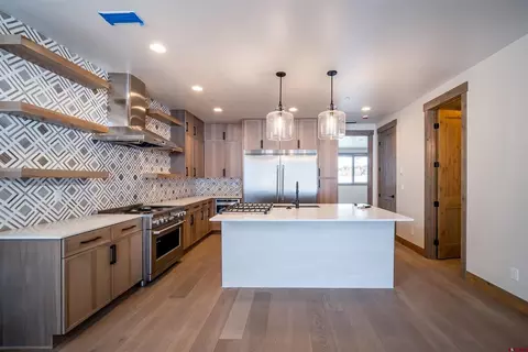 Kitchen - 93 Travertine Trl, Durango, CO 81301 photo 2 of 3