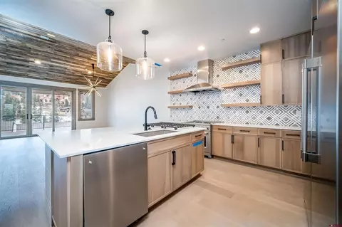 Kitchen - 93 Travertine Trl, Durango, CO 81301 photo 3 of 3