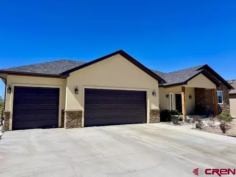 2820 Glacier Dr, Montrose, CO 81401