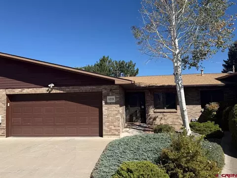 1219 Peppertree Dr, Montrose, CO 81401