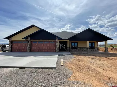 60837 Nighthorse Ln, Montrose, CO 81403