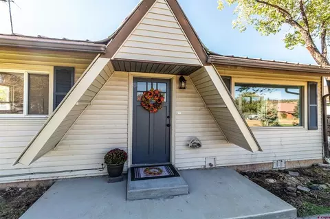 133 E Menefee St, Mancos, CO 81328