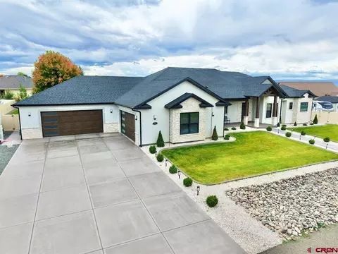 1818 Senate St, Montrose, CO 81401