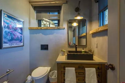 Bath - 702 Prospect Dr, Crested Butte, CO 81225 photo 4 of 5