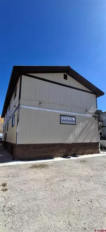 304 N 9th St #3A, Gunnison, CO 81230