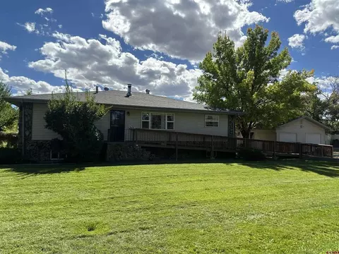 644 Orchard Rd, Montrose, CO 81403
