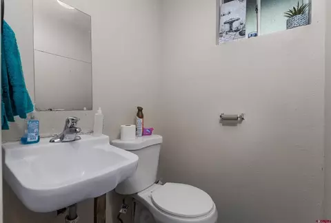 Bath - 470 Burns Ave, Ignacio, CO 81137 photo 2 of 2