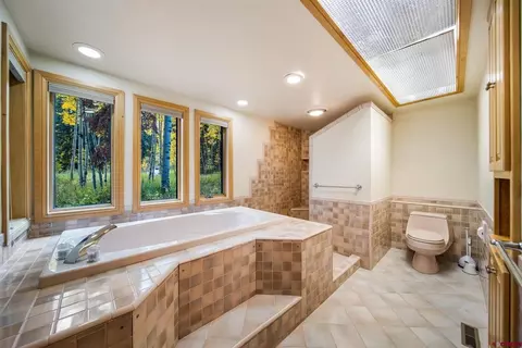 Bath - 201 Columbine Dr, Durango, CO 81301 photo 2 of 4