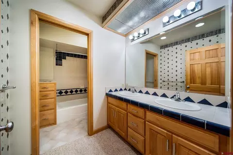 Bath - 201 Columbine Dr, Durango, CO 81301 photo 3 of 4