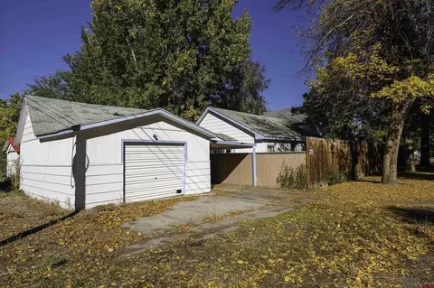 320 S 6th St, Olathe, CO 81425