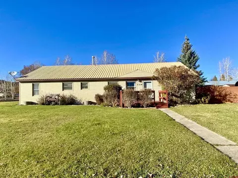 520 W Elizabeth Ave, Gunnison, CO 81230