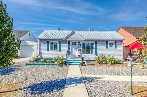 1037 N 1st St, Montrose, CO 81401