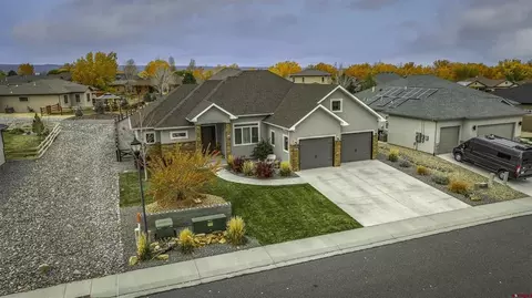 3450 Honey Locust Dr, Montrose, CO 81401