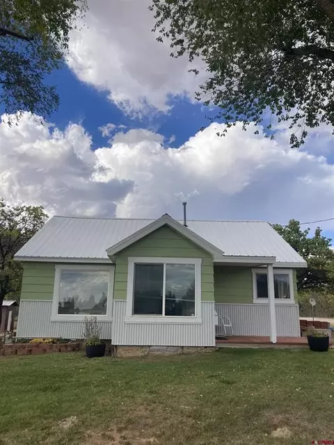 212 W 8th St, Dove Creek, CO 81324