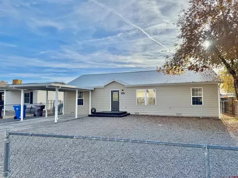 929 N Ute Ave, Montrose, CO 81401