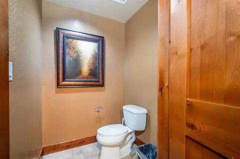 Bath - 24 Sheol St #404, Durango, CO 81301 photo 3 of 5