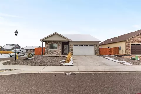 1401 Weminuche Ave, Montrose, CO 81401