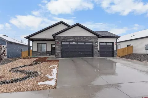 1507 Magpie Gulch St, Montrose, CO 81401