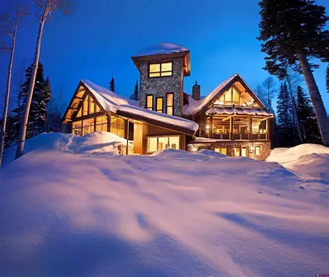 119 Palmyra Dr, Mountain Village, CO 81435