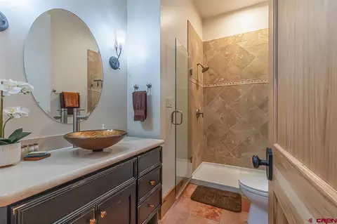 Bath - 59 Snowden Dr, Durango, CO 81301 photo 2 of 3