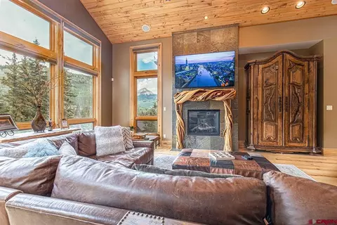 Living - 59 Snowden Dr, Durango, CO 81301 photo 1 of 2