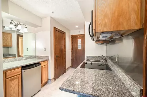 Kitchen - 314 N Tamarron Dr #231, Durango, CO 81301 photo 2 of 2