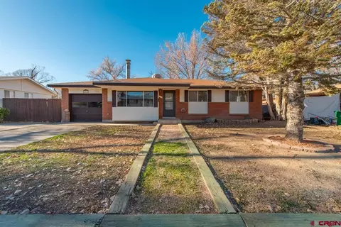1412 Avon Dr, Montrose, CO 81401
