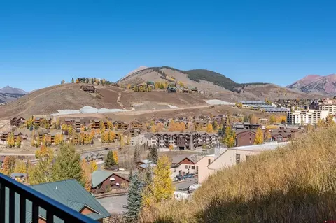 60 Hunter Hill Rd #A-304, Crested Butte, CO 81225