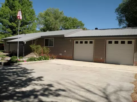595 W 6th Ave, Nucla, CO 81424