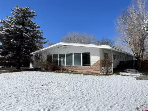 901 S 12th St, Montrose, CO 81401