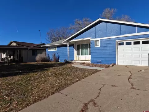 938 Livesay Dr, Cortez, CO 81321