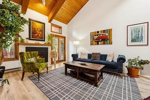 Living - 323 Hogan Cir, Durango, CO 81301 photo 2 of 3