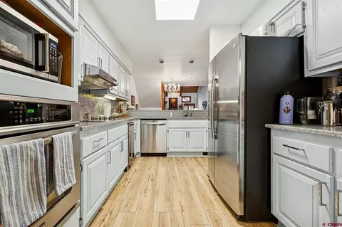 Kitchen - 323 Hogan Cir, Durango, CO 81301 photo 3 of 5