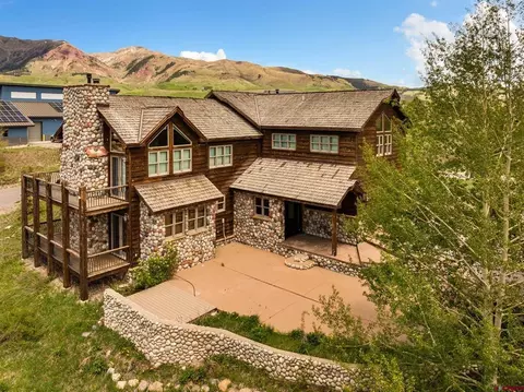 Exterior - 1 Lapis Ln, Crested Butte, CO 81225 photo 2 of 7