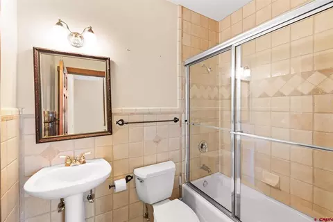Bath - 1 Lapis Ln, Crested Butte, CO 81225 photo 3 of 4