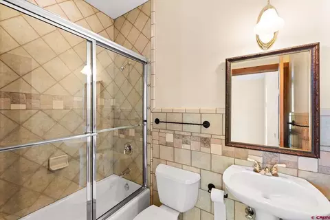 Bath - 1 Lapis Ln, Crested Butte, CO 81225 photo 4 of 4