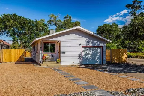 447 S 12th St, Montrose, CO 81401