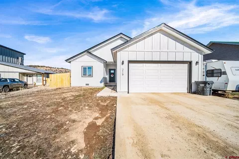 215 W Menefee St, Mancos, CO 81328