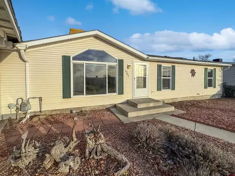 1721 Pioneer Cir, Delta, CO 81416
