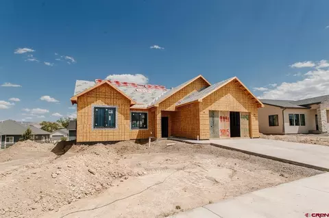 3715 Chestnut Dr, Montrose, CO 81401