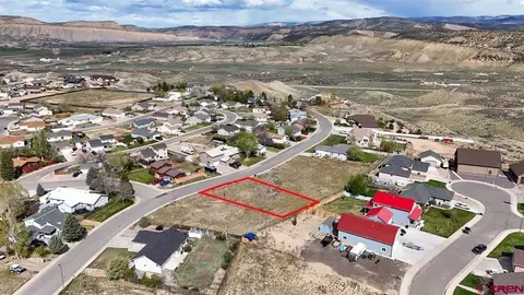 1215 La Mesa Cir, Rangely, CO 81648 photo 5