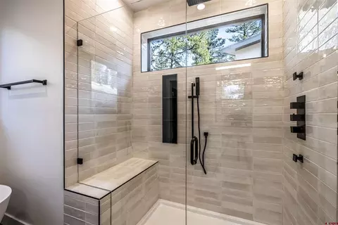 Bath - 1124 Twin Buttes Ave, Durango, CO 81301 photo 2 of 10