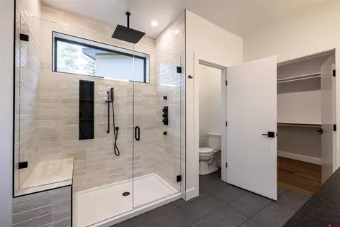 Bath - 1124 Twin Buttes Ave, Durango, CO 81301 photo 6 of 10