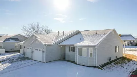 1965 Sneffels St, Montrose, CO 81401