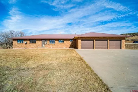 915 N Wilmer Dr, Bayfield, CO 81122