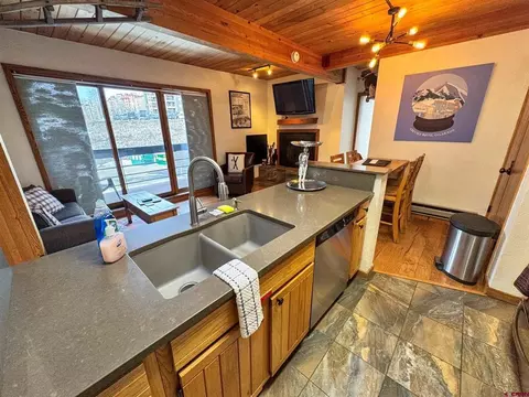 400 Gothic Rd #305, Crested Butte, CO 81225