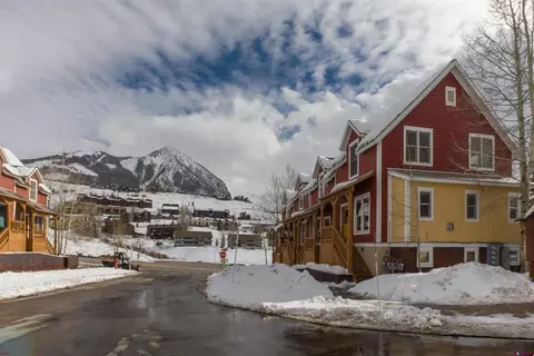 107 Pitchfork Dr, Crested Butte, CO 81225