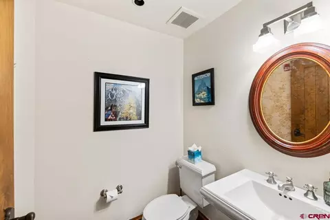 Bath - 14 Hunter Hill Rd #A208, Crested Butte, CO 81225 photo 4 of 4